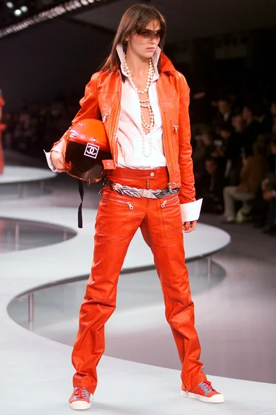Look 1
